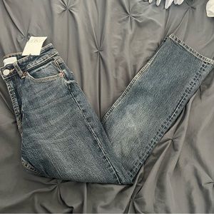 Zara High-Rose Ankle Length  Jeans